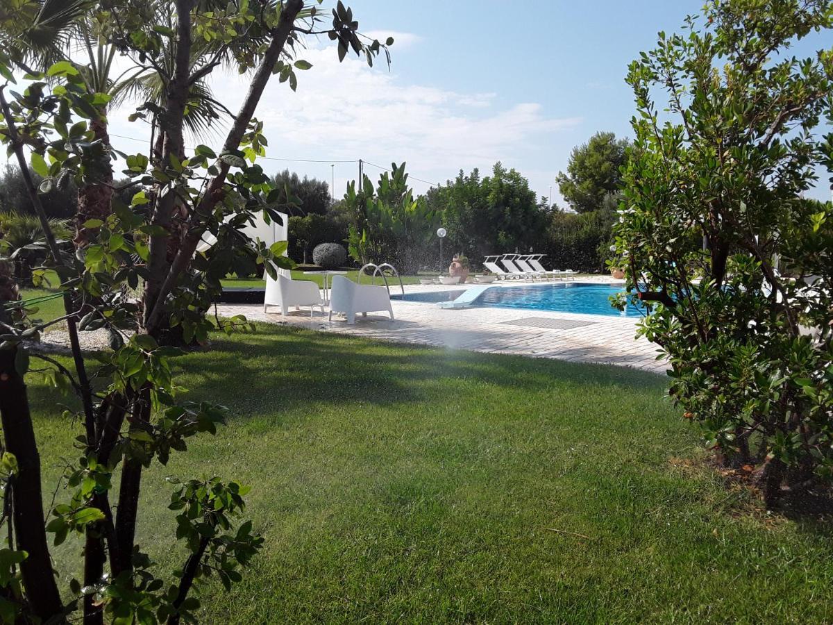 Santostefano Holidays Monopoli Εξωτερικό φωτογραφία